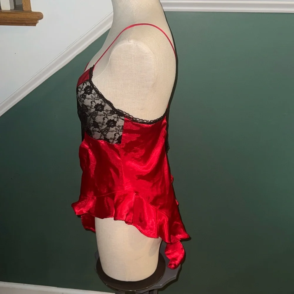 Vintage Victoria's Secret Red‎ Chemise with Lace Details Gold Label M—lingerie